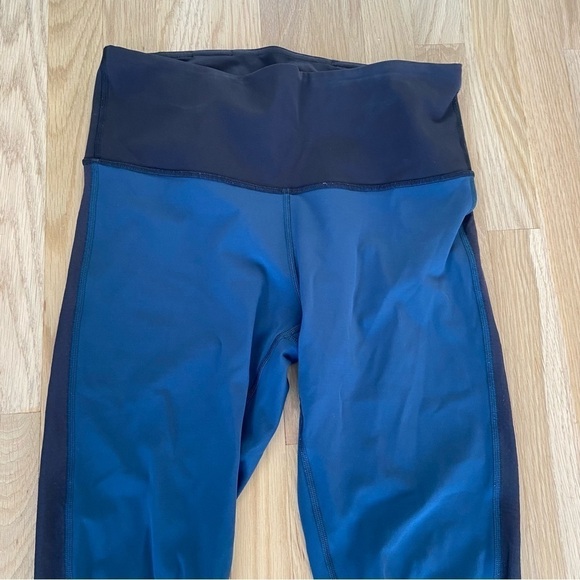 Lululemon Ready Set Go 7/8 Tight (25") size 8 - Picture 5 of 8